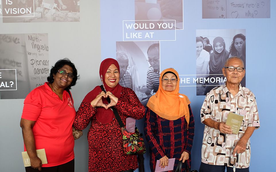 Participants visiting Founders’ Memorial recommended site at Bay East Garden